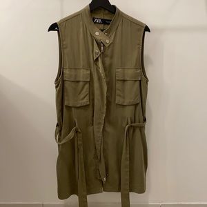 Military stile light vest